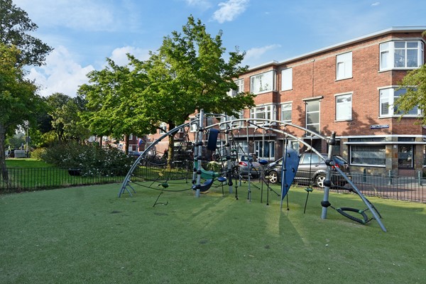 Medium property photo - Elise van Calcarstraat 9, 2522 MA Den Haag